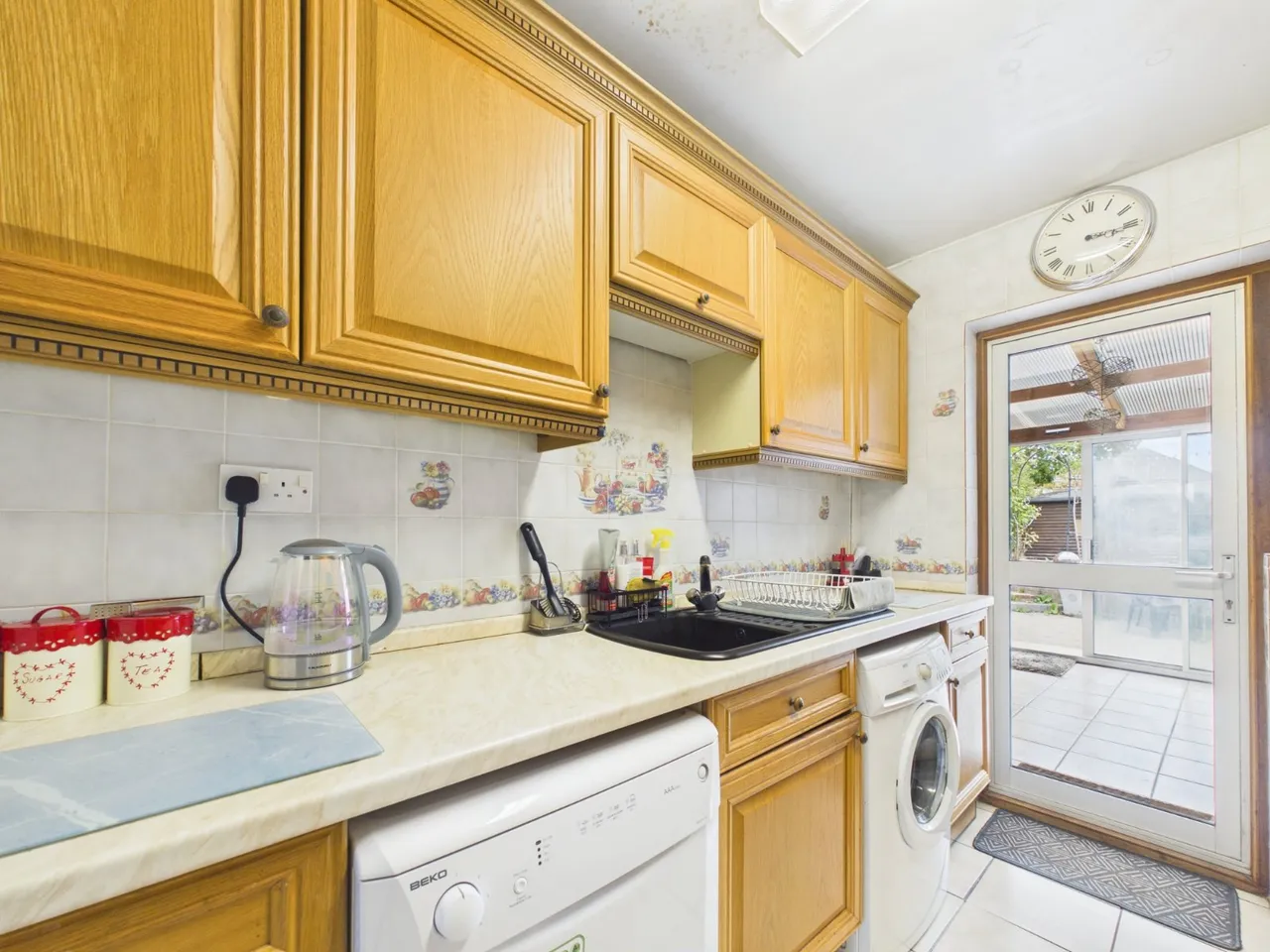 Feltham, Middlesex, photo 8
