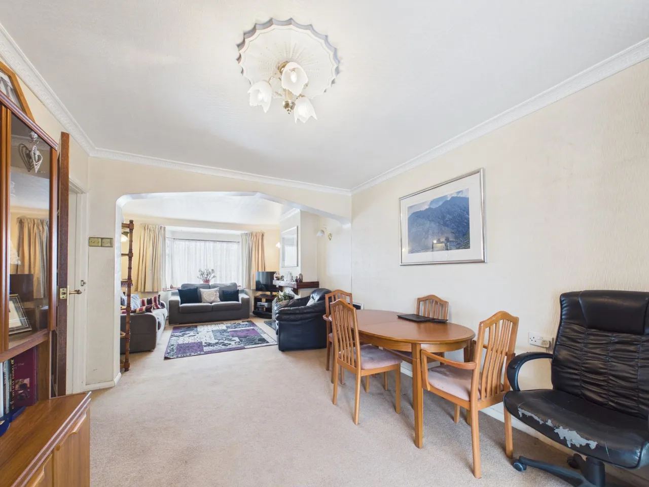 Feltham, Middlesex, photo 5
