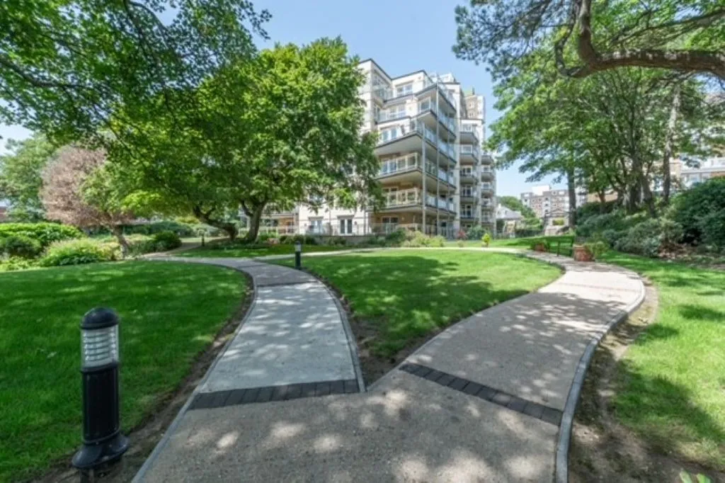 West Cliff Road, Bournemouth, BH2, photo 19