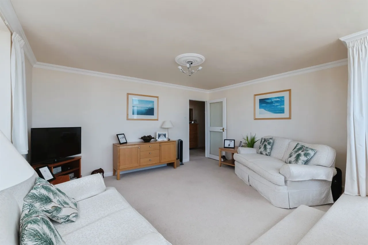 West Cliff Road, Bournemouth, BH2, photo 16