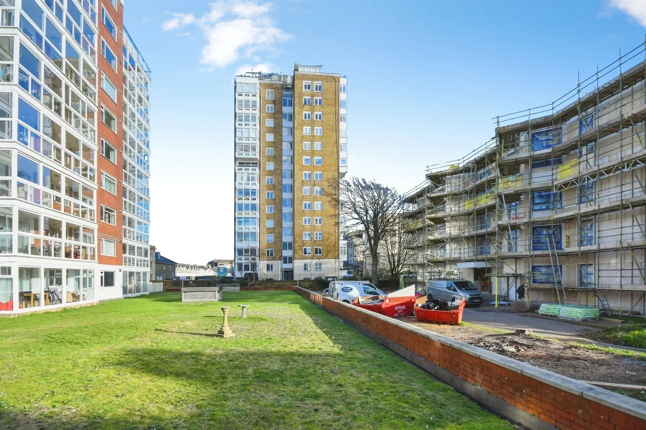 West Cliff Road, Bournemouth, BH2, photo 9