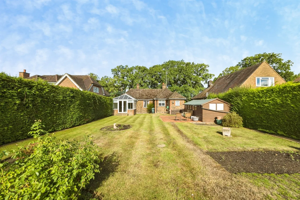 Eastern Road, Wivelsfield Green, RH17, photo 18