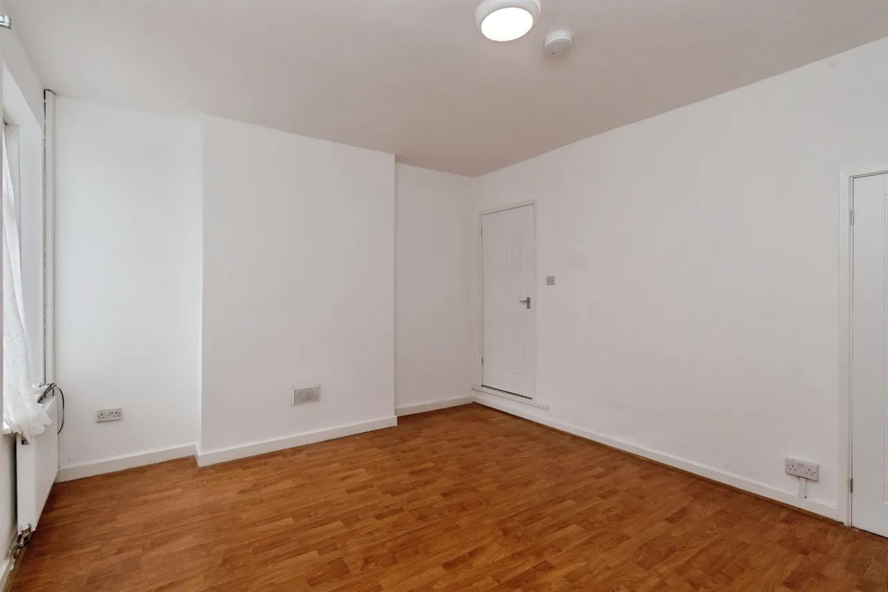 Bushbury Road, Bushbury, Wolverhampton, photo 5