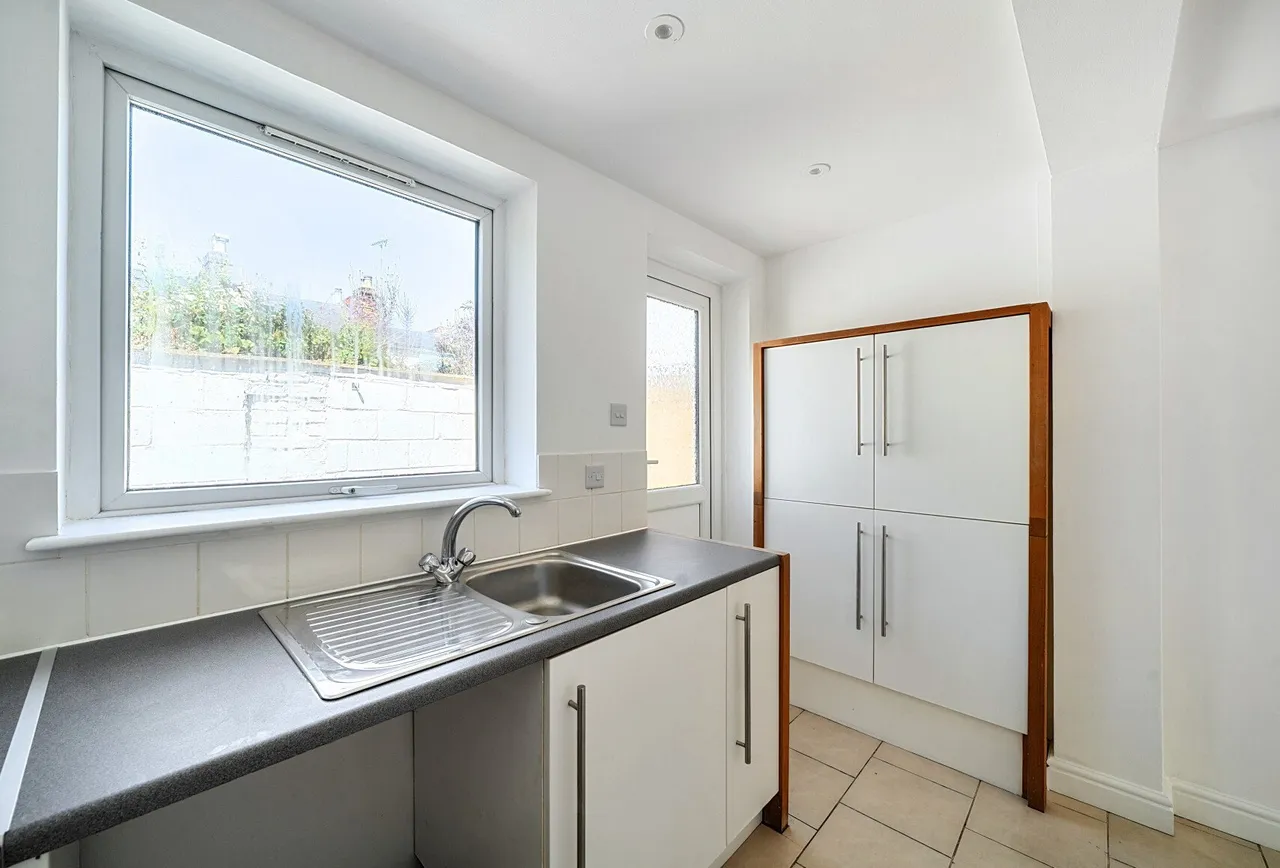 Whitehart Street, Cheltenham, GL51 9ER, photo 5