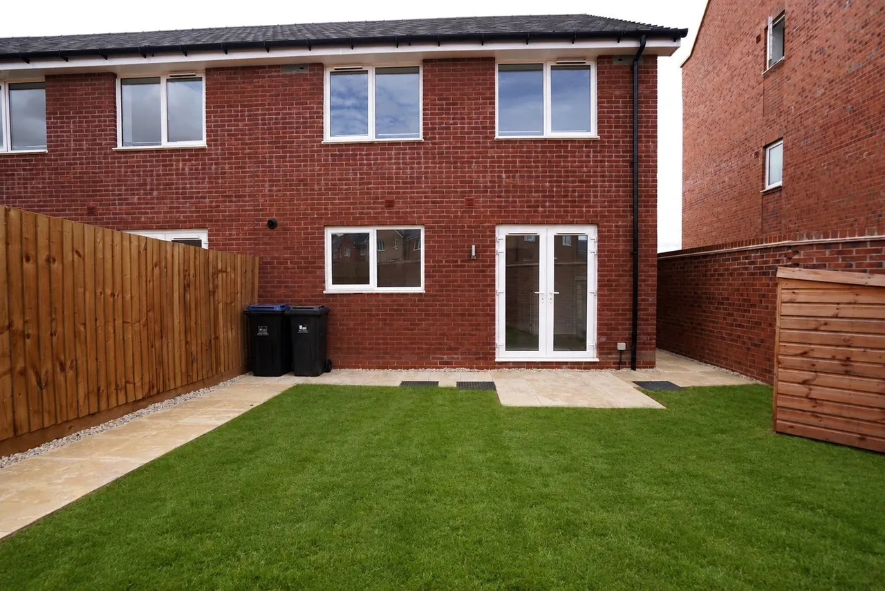 Old Oak Place, Upper Lighthorne, CV33, photo 9