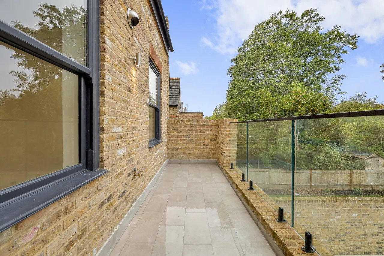 Gordon Road, London, W5 2AR, photo 8