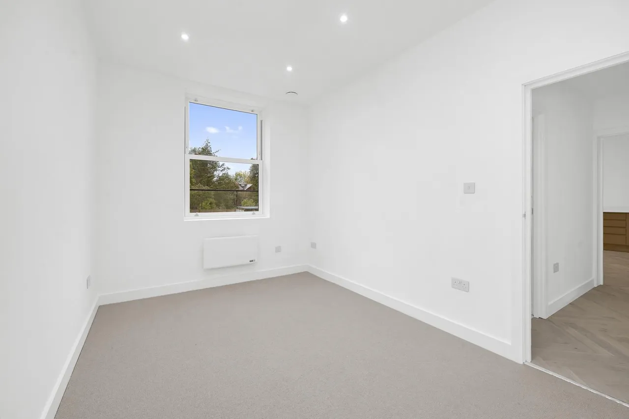 Gordon Road, London, W5 2AR, photo 2