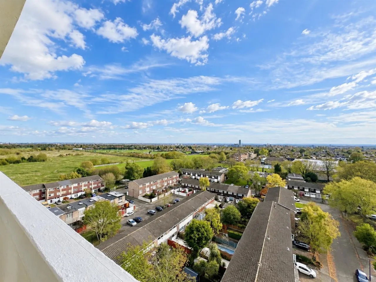 bed Flat, Penthouse For SaleWestbourne House, TW5, photo 3