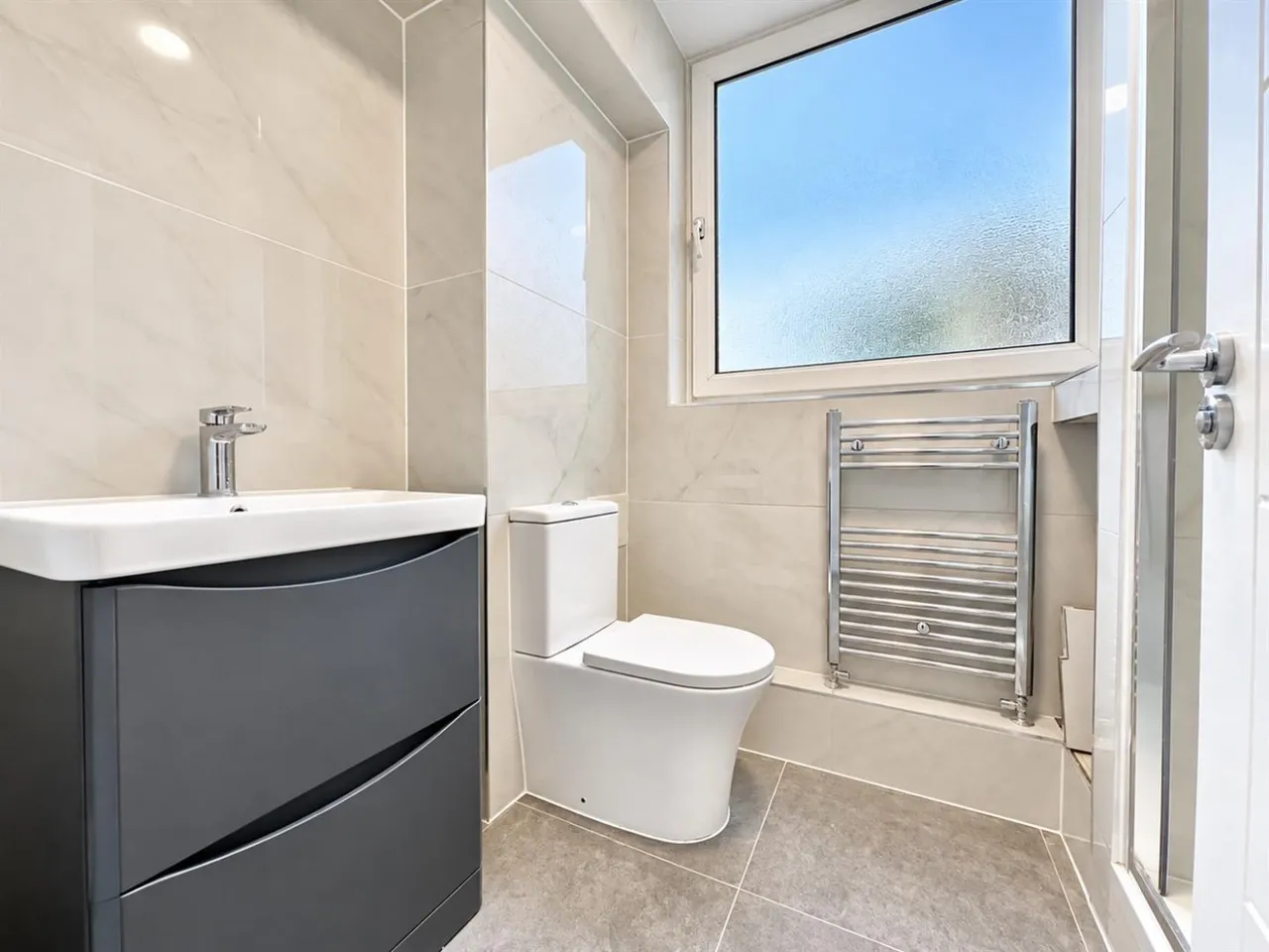 bed Flat, Penthouse For SaleWestbourne House, TW5, photo 11