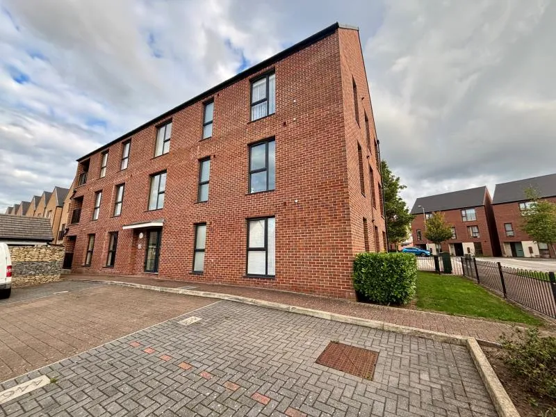 2 bed flat for sale, Upton Walk, Ketley