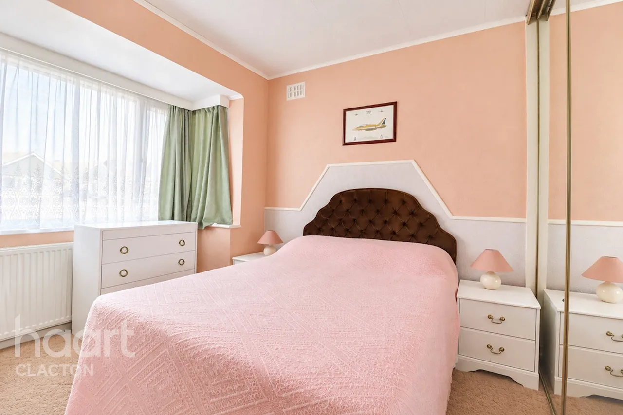 Oakleigh Road, Clacton-On-Sea, CO15, photo 6