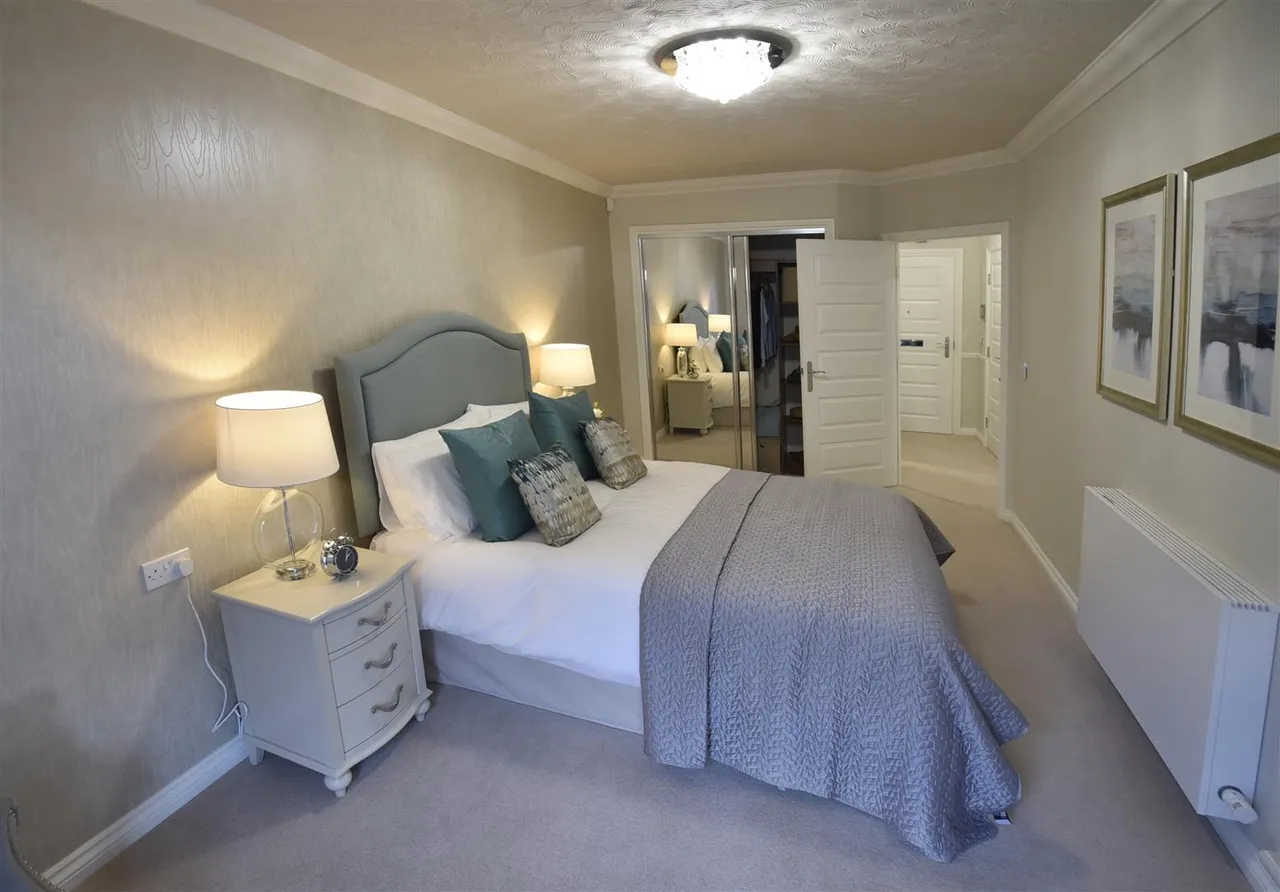 North Place, Cheltenham, GL50, photo 4