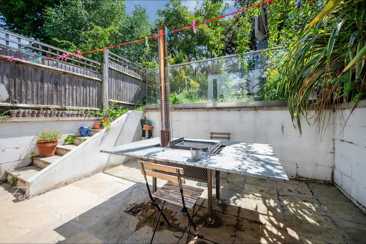 Millbrook Road, London, photo 10