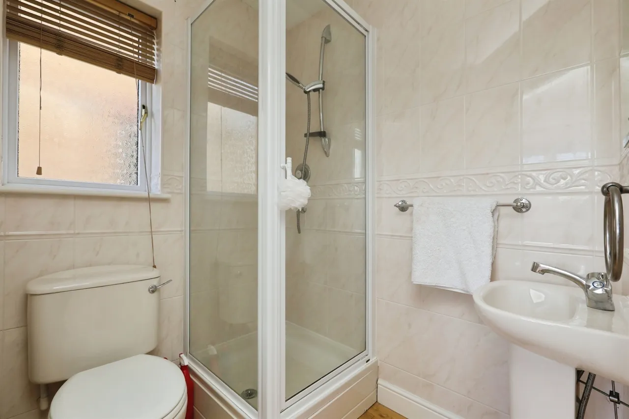 Town Wells Court, North Anston, Sheffield, photo 11