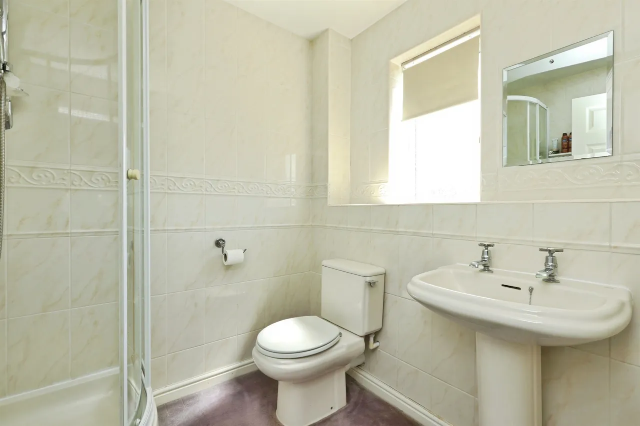 Town Wells Court, North Anston, Sheffield, photo 9