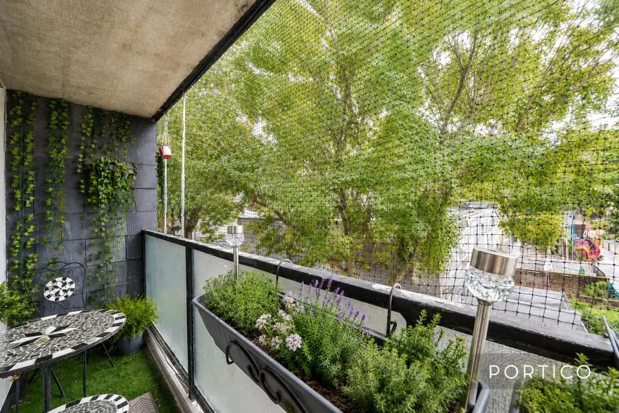 Prague Place, London, SW2, photo 2