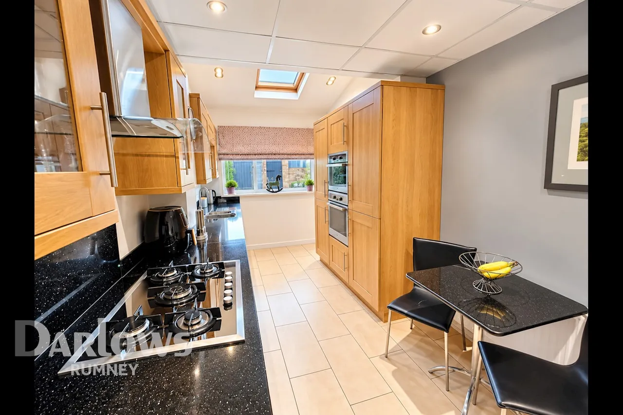 Cae Glas Road, Cardiff, photo 7