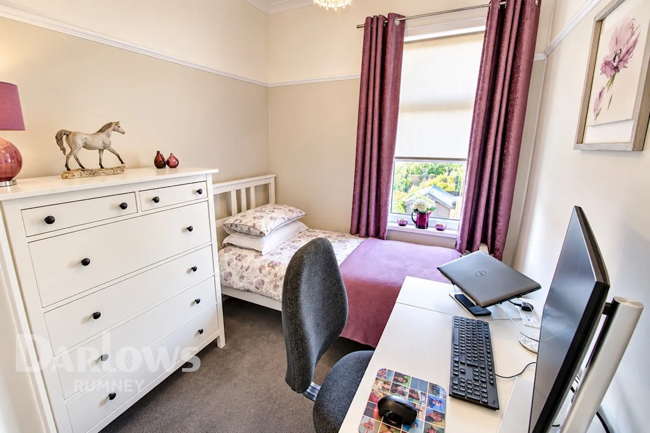 Cae Glas Road, Cardiff, photo 19