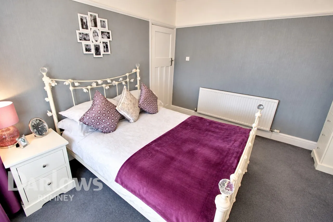 Cae Glas Road, Cardiff, photo 15