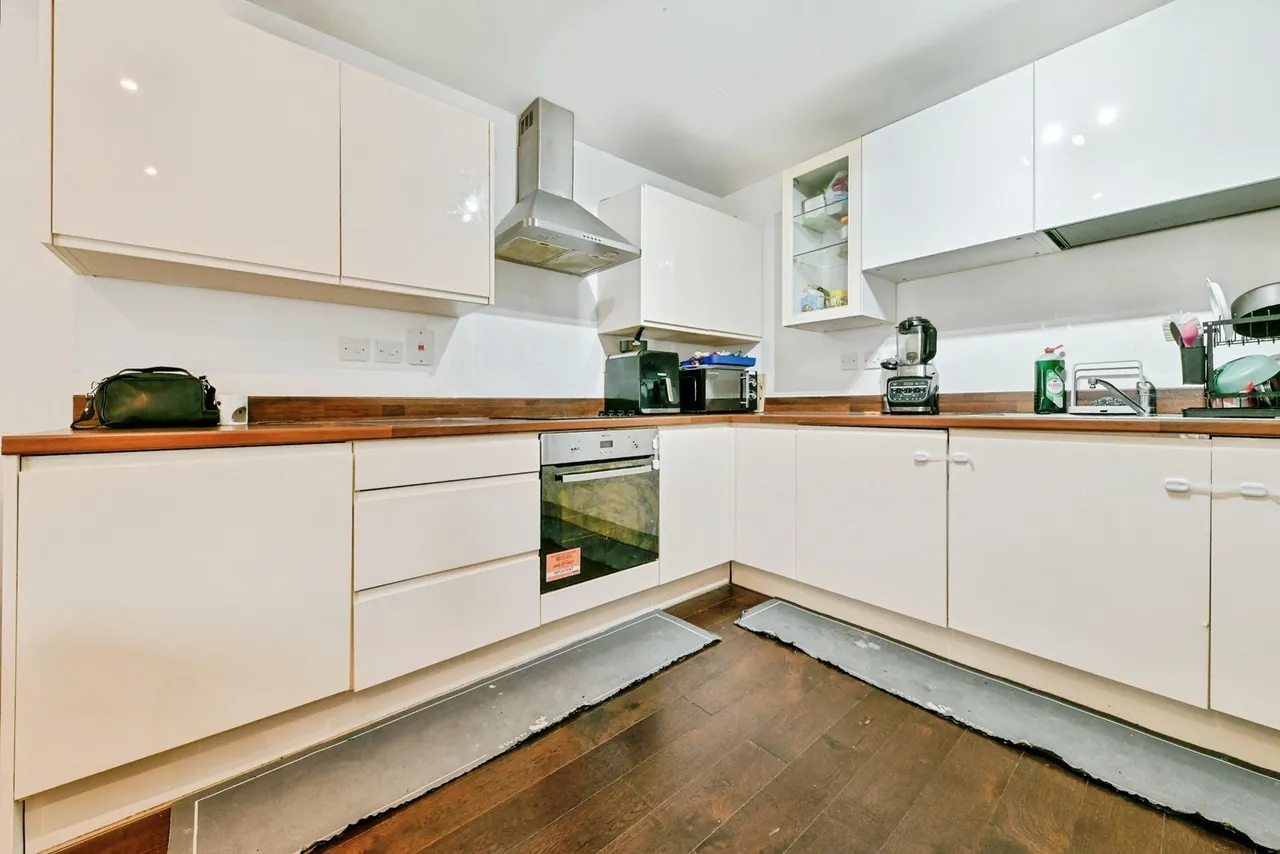 Brickdale House, Swingate, Stevenage, Hertfordshire, SG1, photo 13