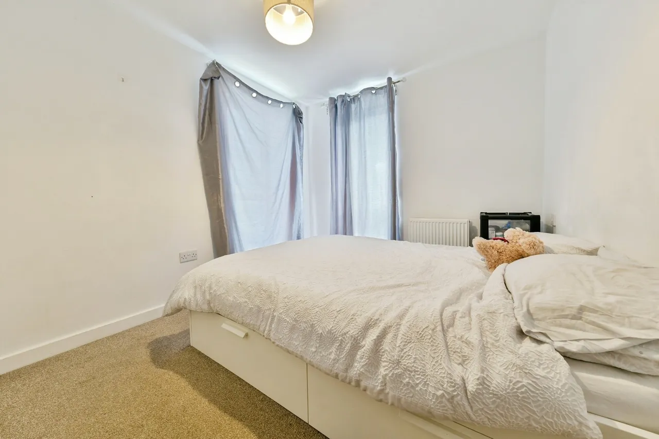 Brickdale House, Swingate, Stevenage, Hertfordshire, SG1, photo 3