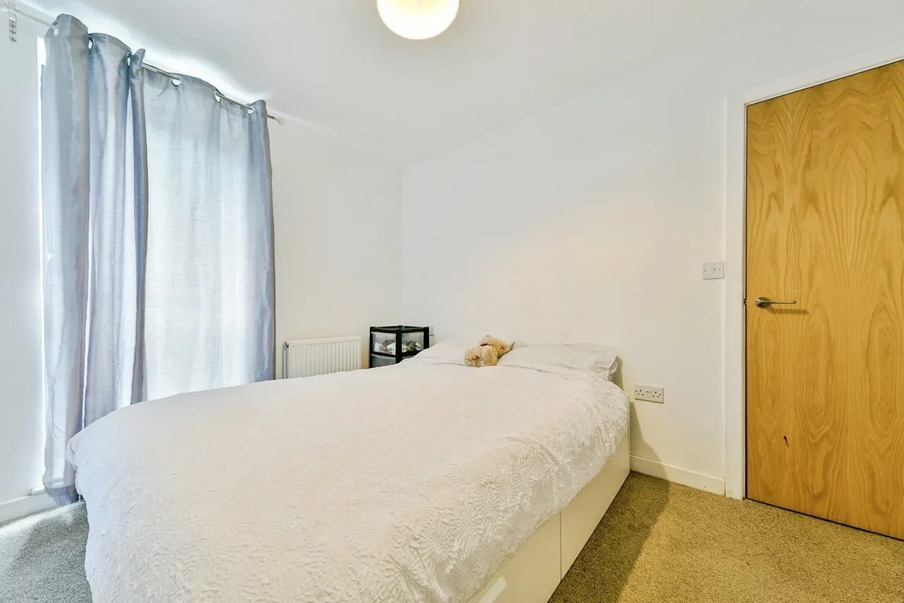 Brickdale House, Swingate, Stevenage, Hertfordshire, SG1, photo 4