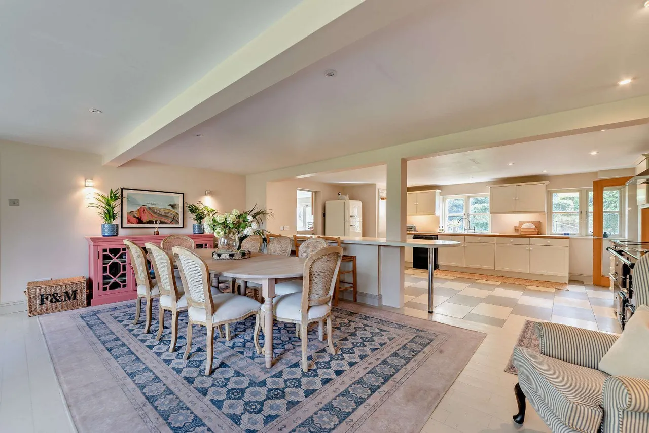 Horris Hill, Newbury, Berkshire, RG20 9DG, photo 4