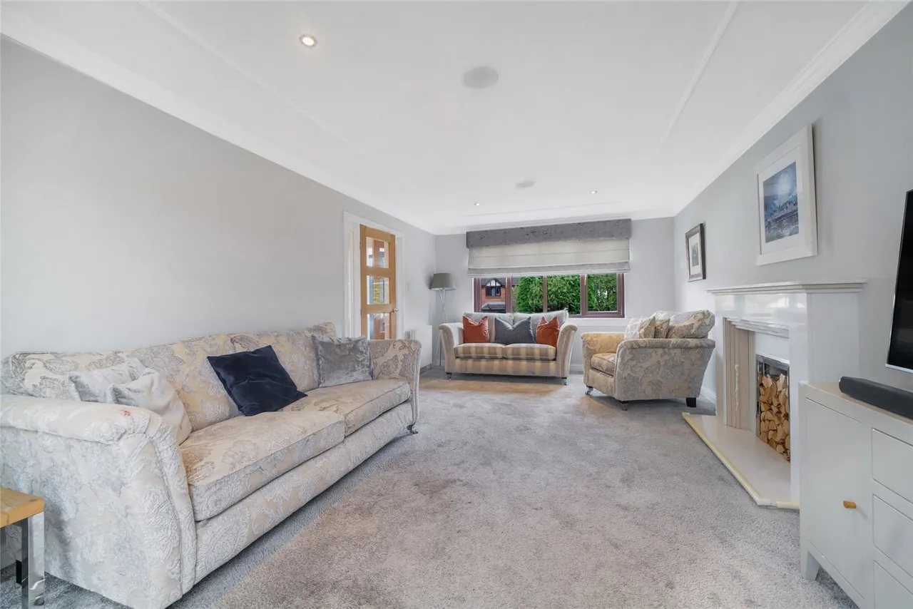 McKay Place, Stewartfield, East Kilbride, South Lanarkshire, G74, photo 3