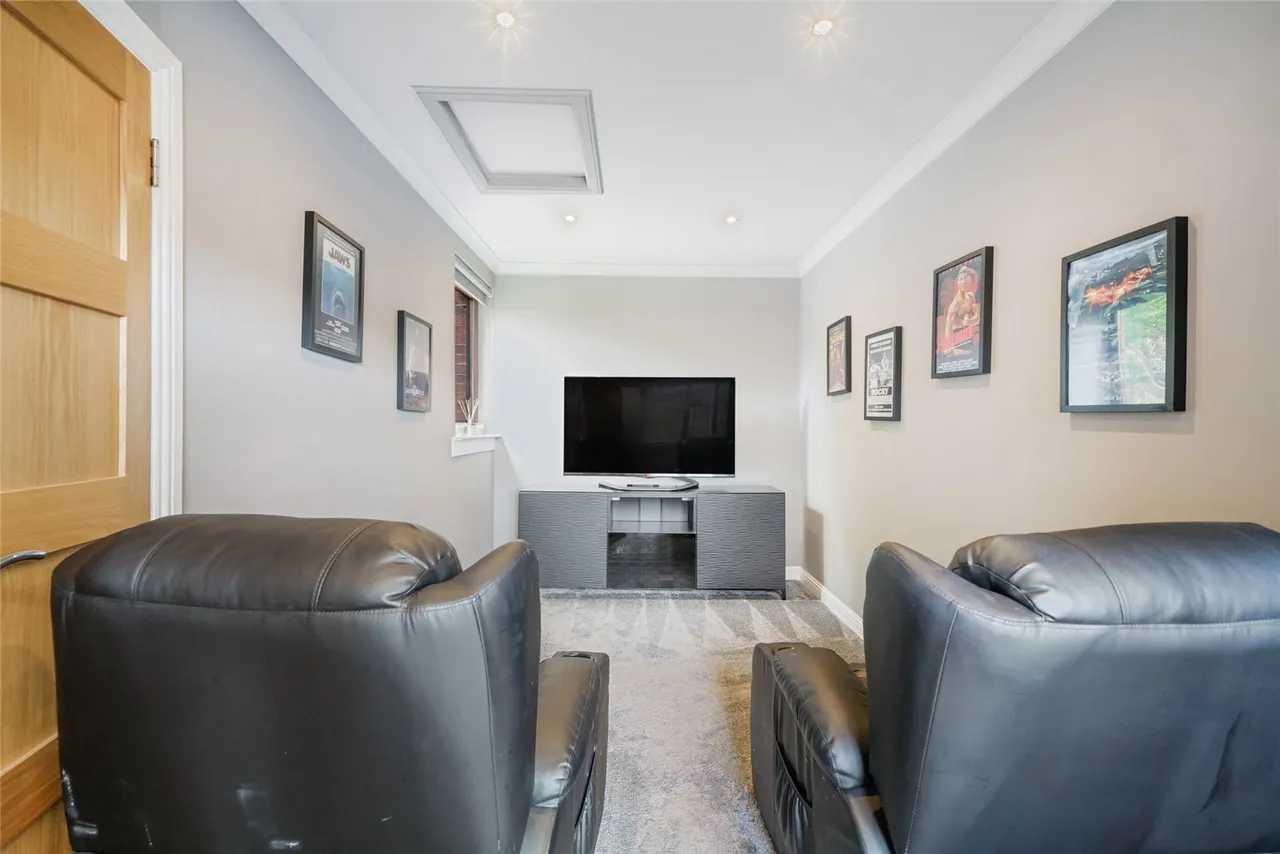 McKay Place, Stewartfield, East Kilbride, South Lanarkshire, G74, photo 16