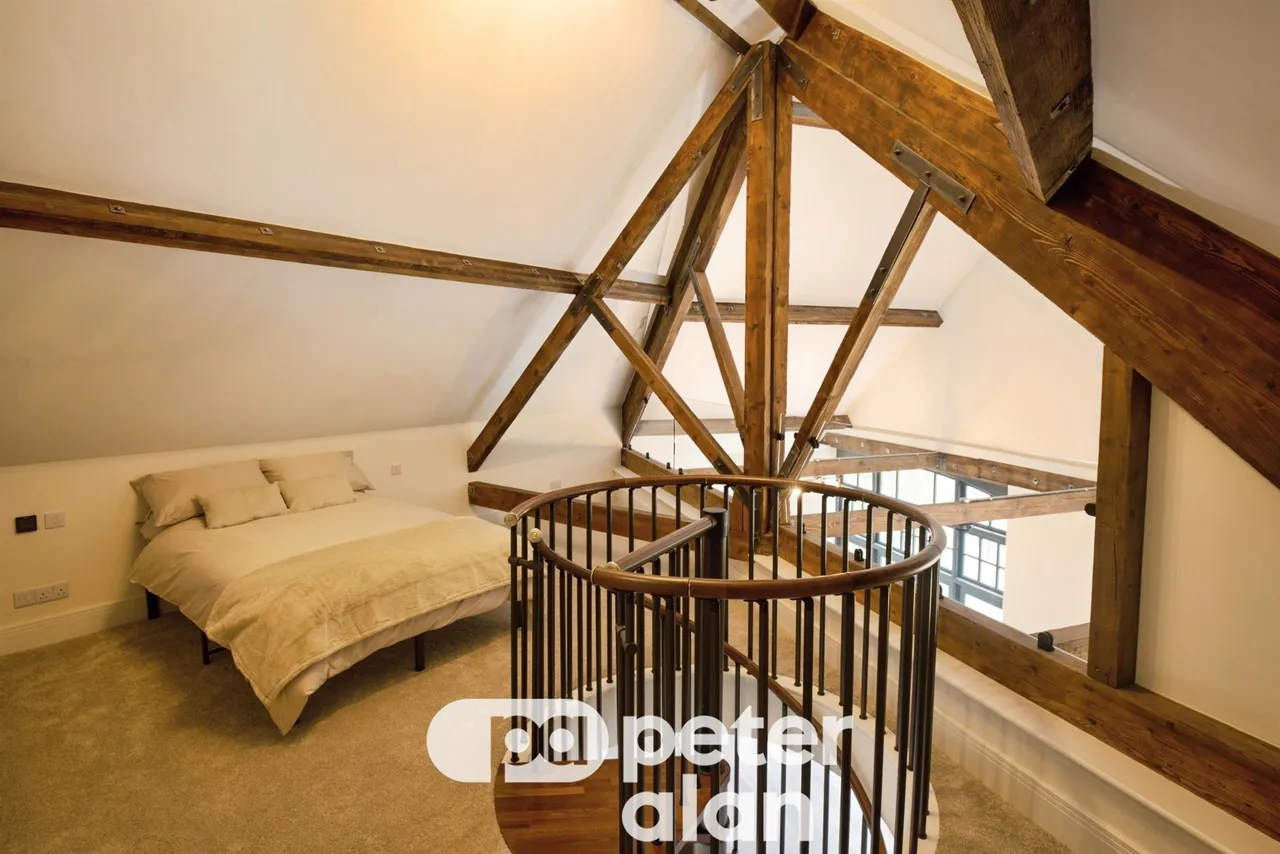 Stow Hill Newport, NP20, photo 7