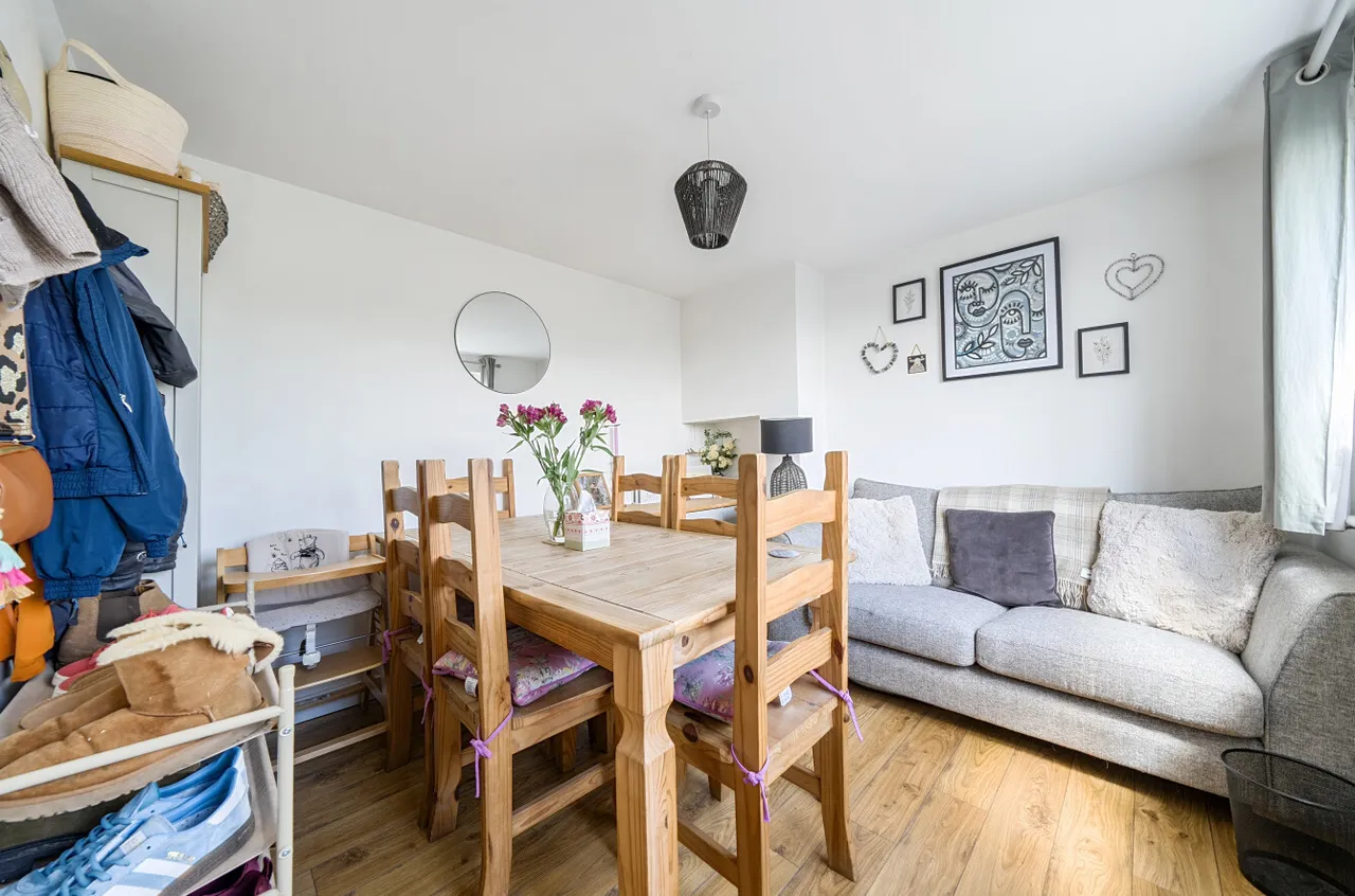Delwood Drive, Welshpool, photo 8