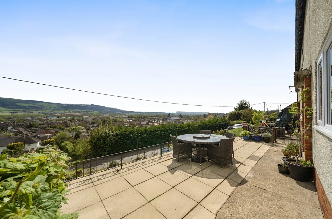 Delwood Drive, Welshpool, photo 19