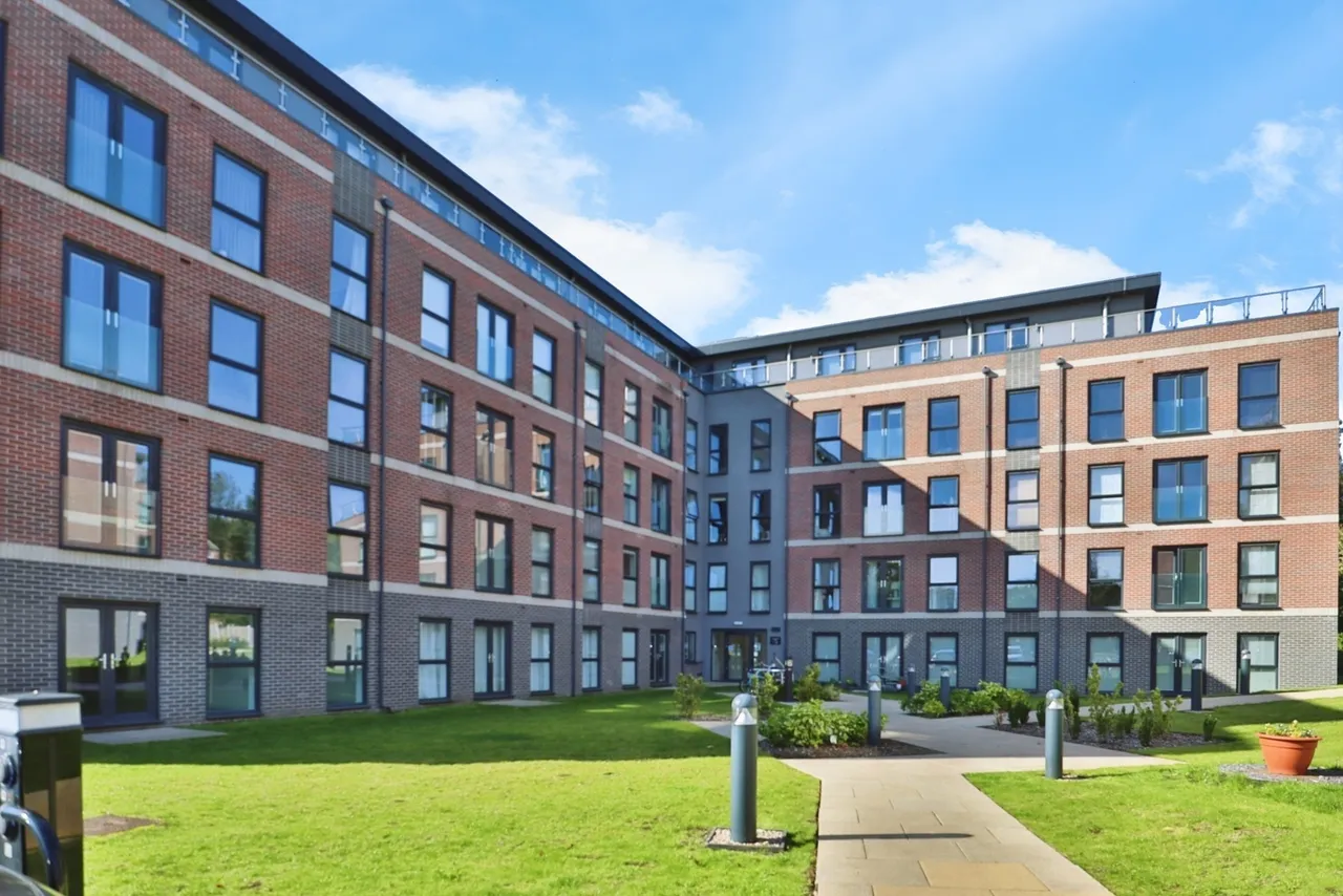 2 bed flat for sale — Willow Road, LEEDS, West Yorkshire, LS4