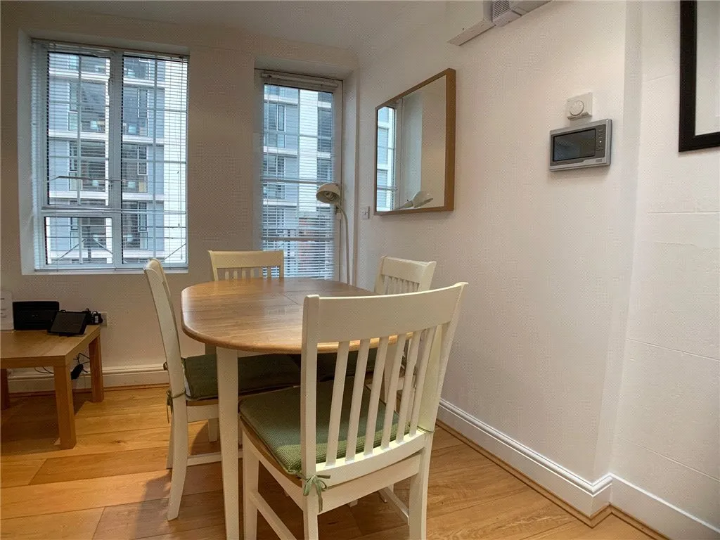 Savage Gardens, London, EC3N, photo 18
