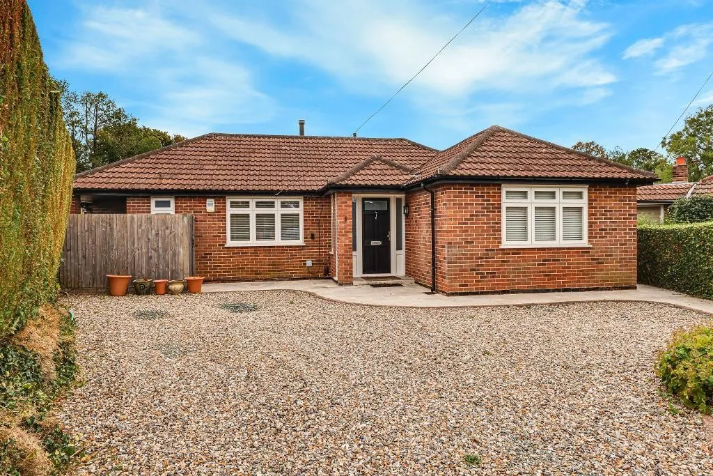3 bed house for sale, Parsonage Close, Warlingham
