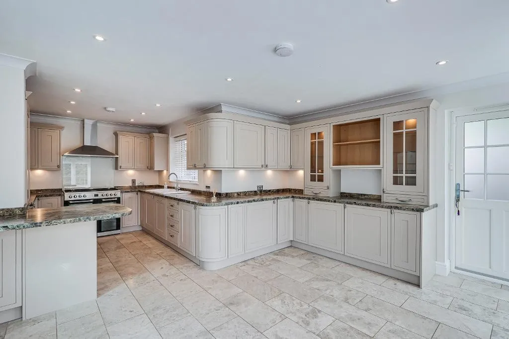 Parsonage Close, Warlingham, photo 5