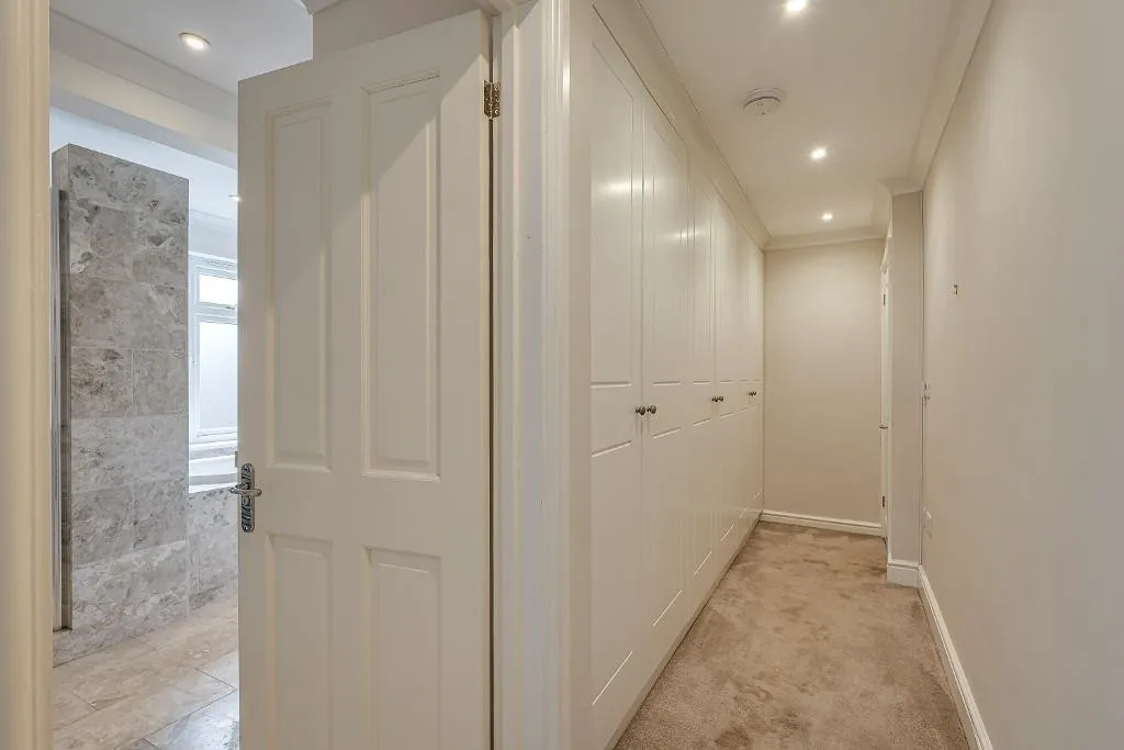 Parsonage Close, Warlingham, photo 17
