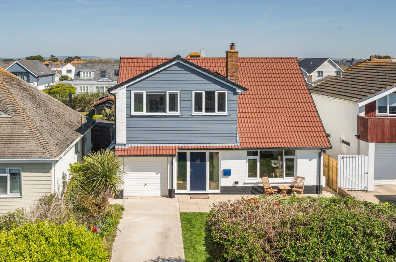Marine Drive West, West Wittering, PO20, photo 23
