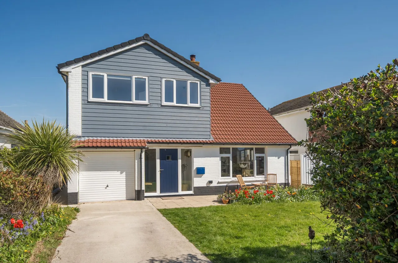 Marine Drive West, West Wittering, PO20, photo 5
