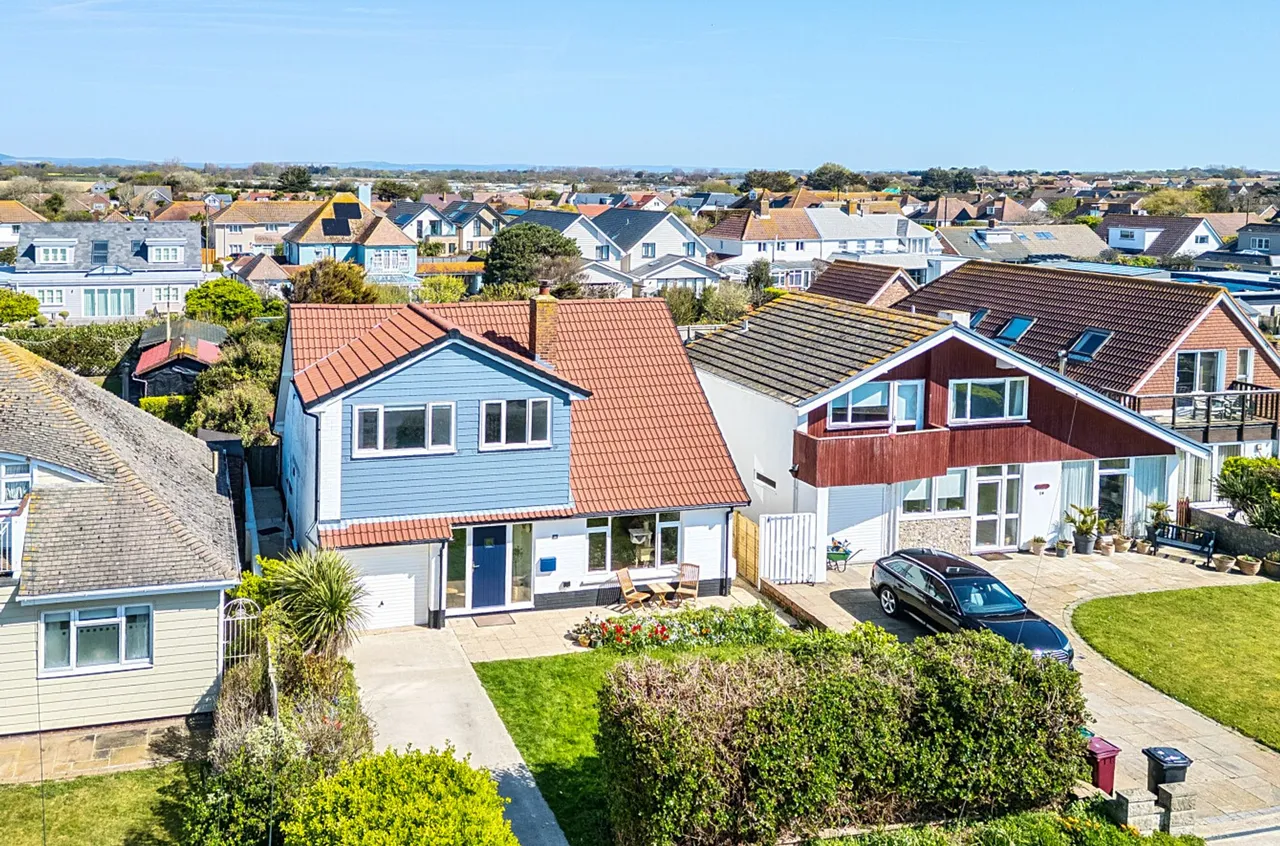 Marine Drive West, West Wittering, PO20, photo 30