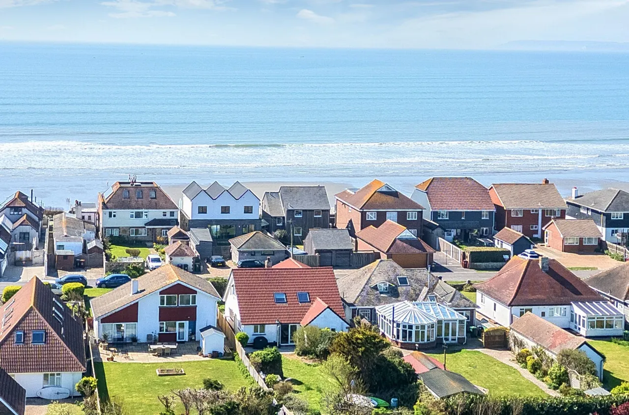 Marine Drive West, West Wittering, PO20, photo 24