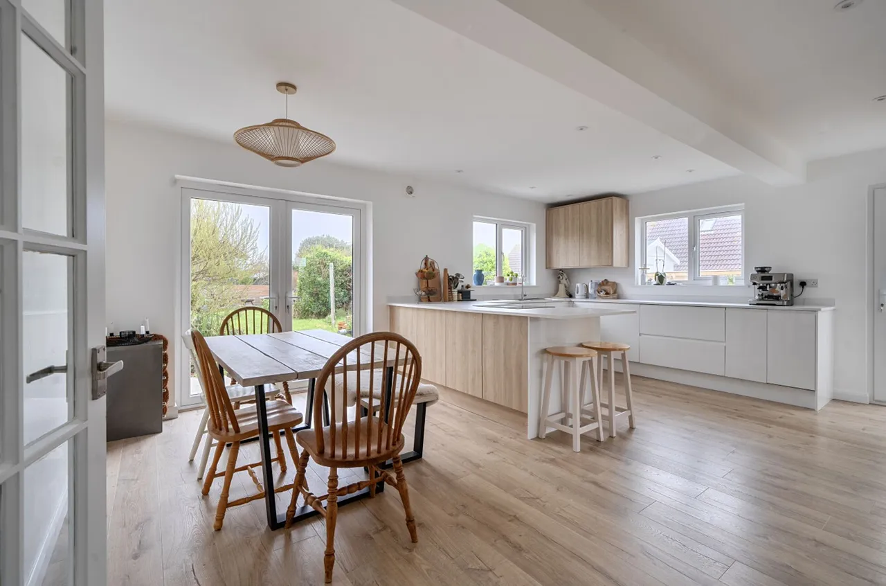 Marine Drive West, West Wittering, PO20, photo 8