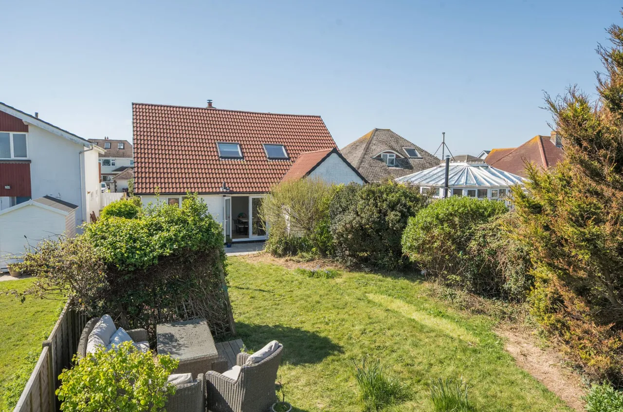 Marine Drive West, West Wittering, PO20, photo 22