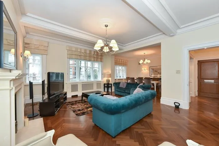 3 bed property to rent, Basil Street, Knightsbridge, SW3