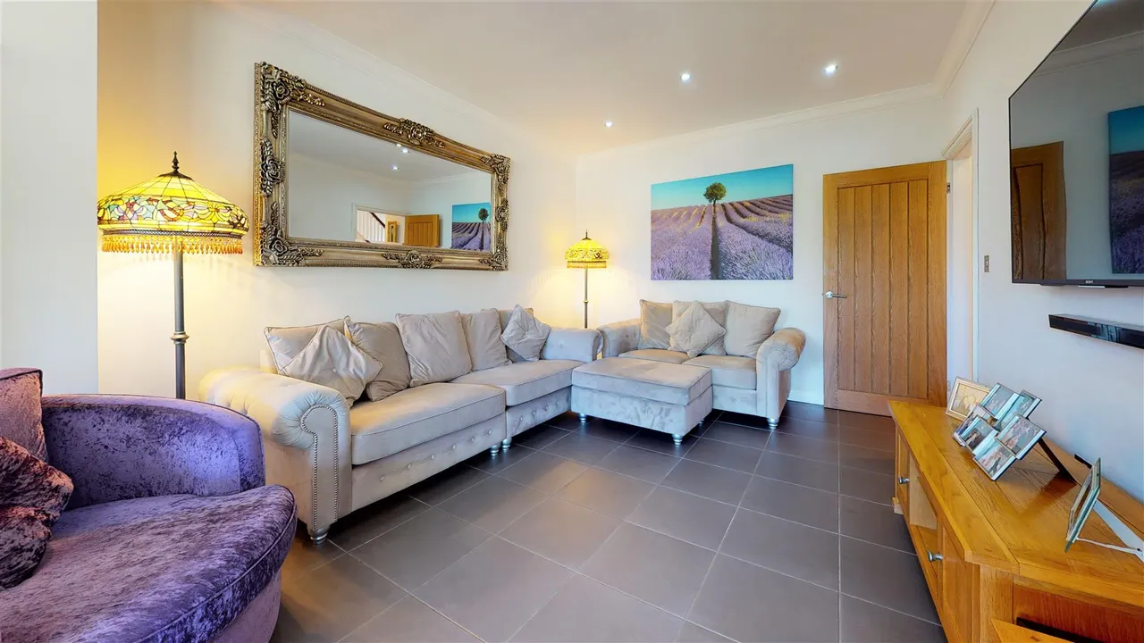 Hillcrest Road, Loughton, photo 9