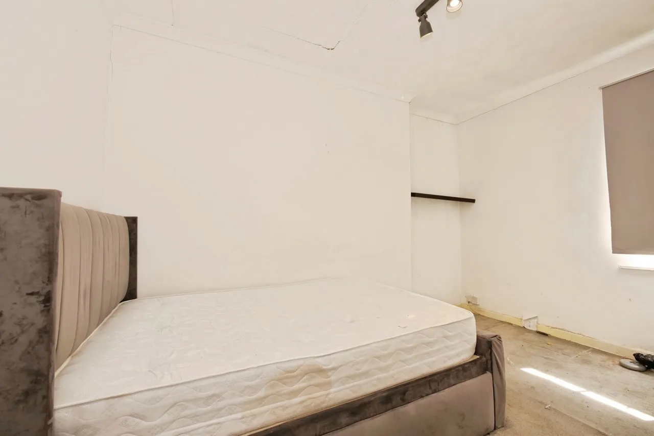 Dolphin Street, Newport, NP20, photo 10