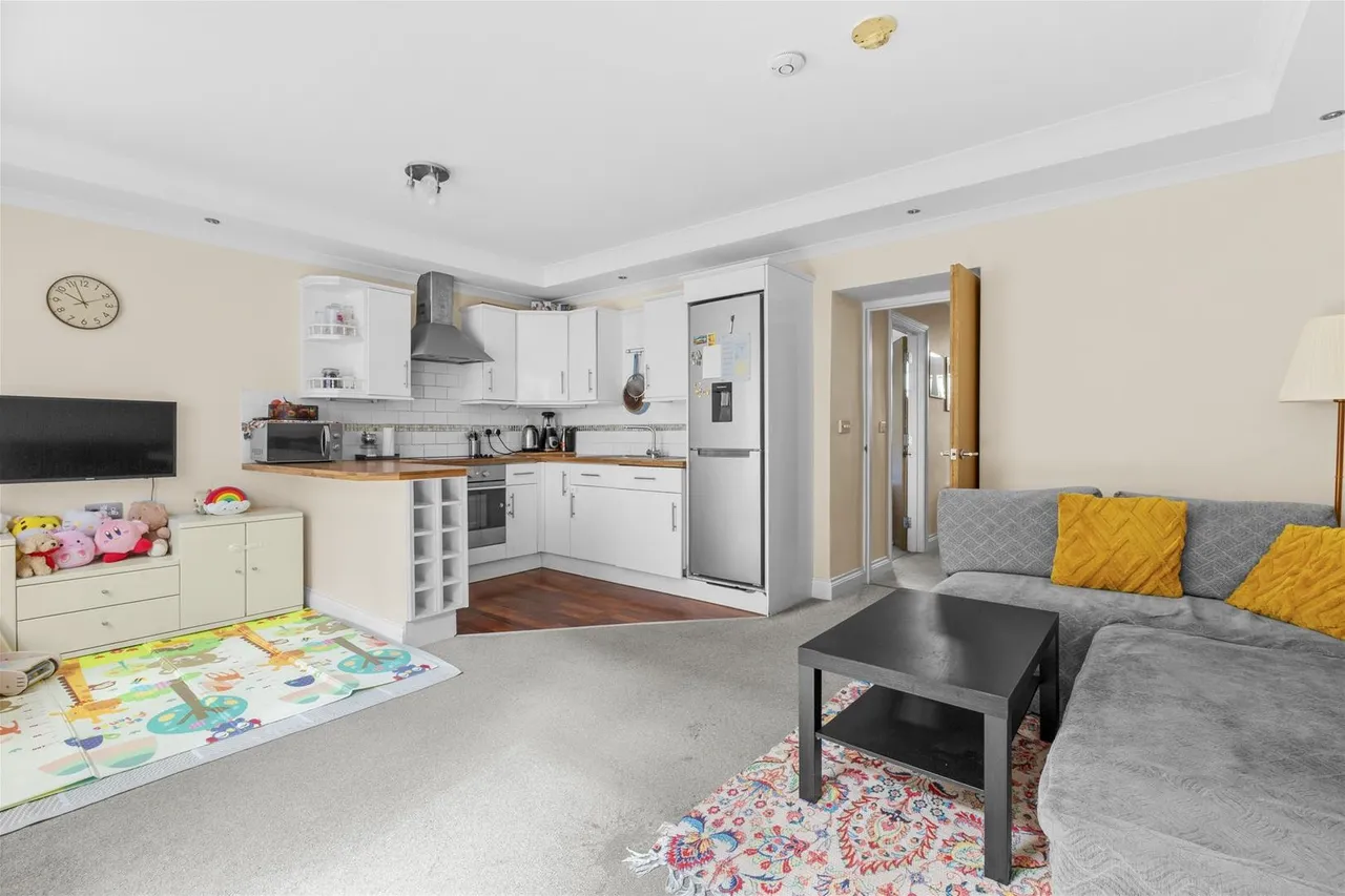 London Road, High Wycombe, HP11, photo 3