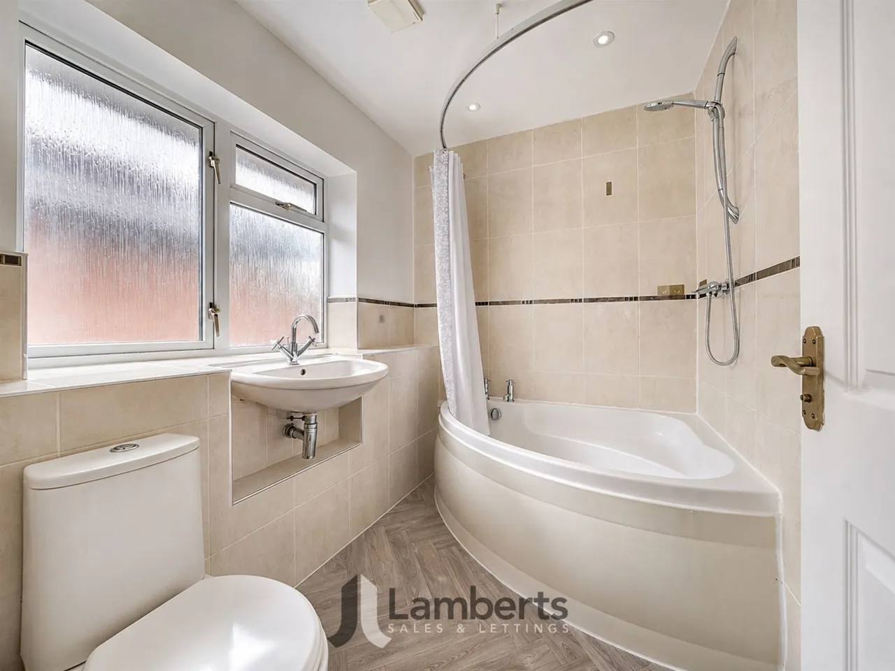 8 Albury Road, Studley, photo 15