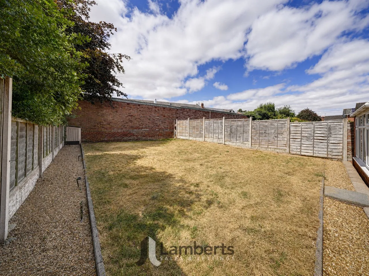 8 Albury Road, Studley, photo 18