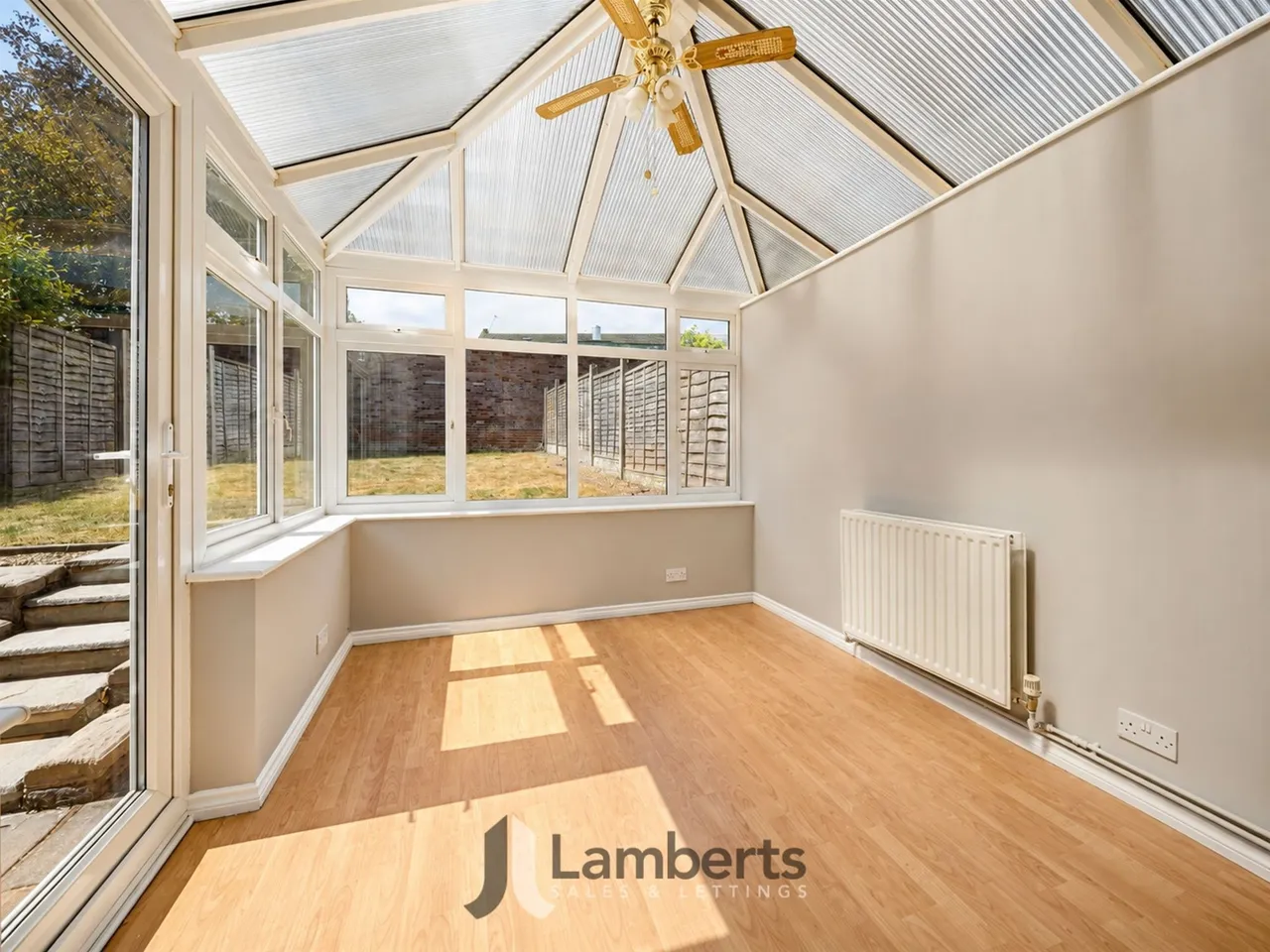 8 Albury Road, Studley, photo 6